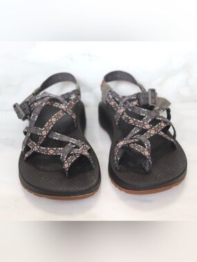 Chaco Gray Sandals with Patterned Straps water shoes, outdoor, quality